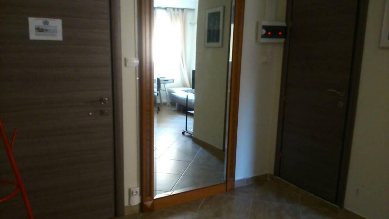 Kingsize Bed 2X2,20 Comfort Super Wifi 70 Mbps Studio! Salonic Exterior foto
